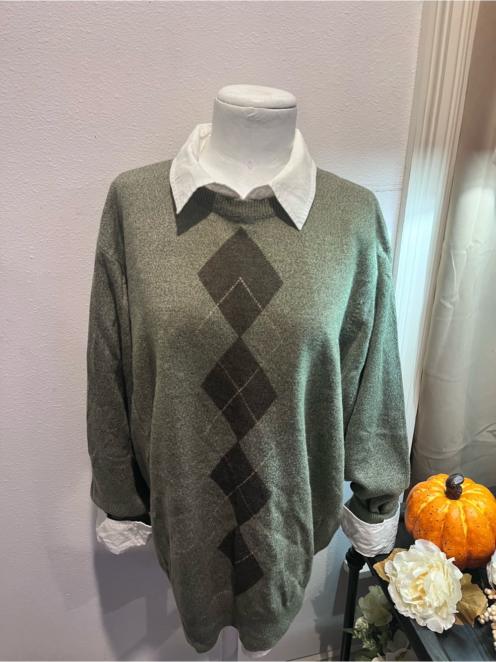 Vintage • Argyle Grandpa Sweater